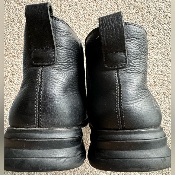 GUC Clark’s Leather High Top Slip On Boots - Men’s Shoe Size 9 - Black w/ Heel - Picture 6 of 11